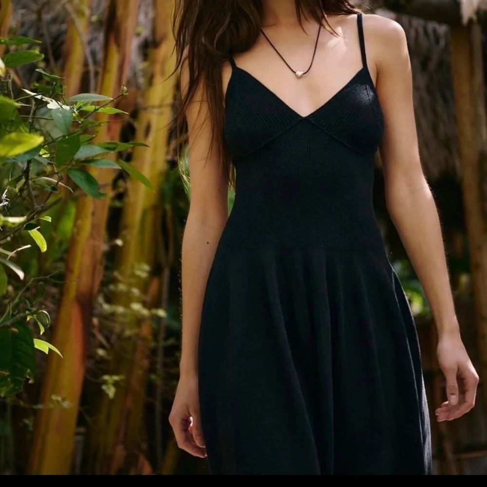 Free people Black sweater Spaghetti Strap Midi Dress size XL NWOT